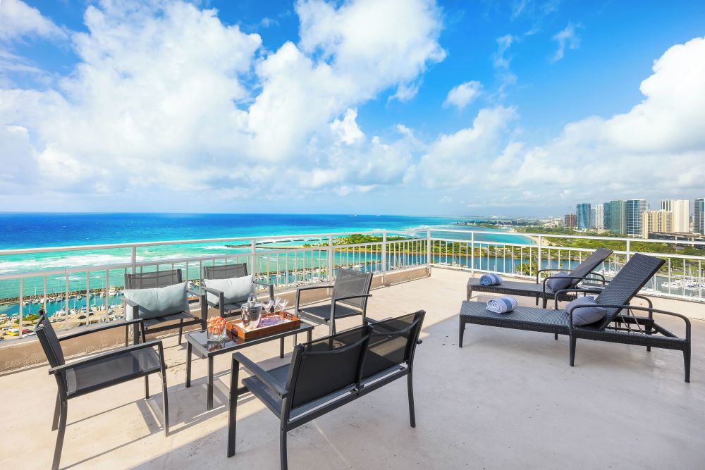 The Ilikai Hotel 26th Floor