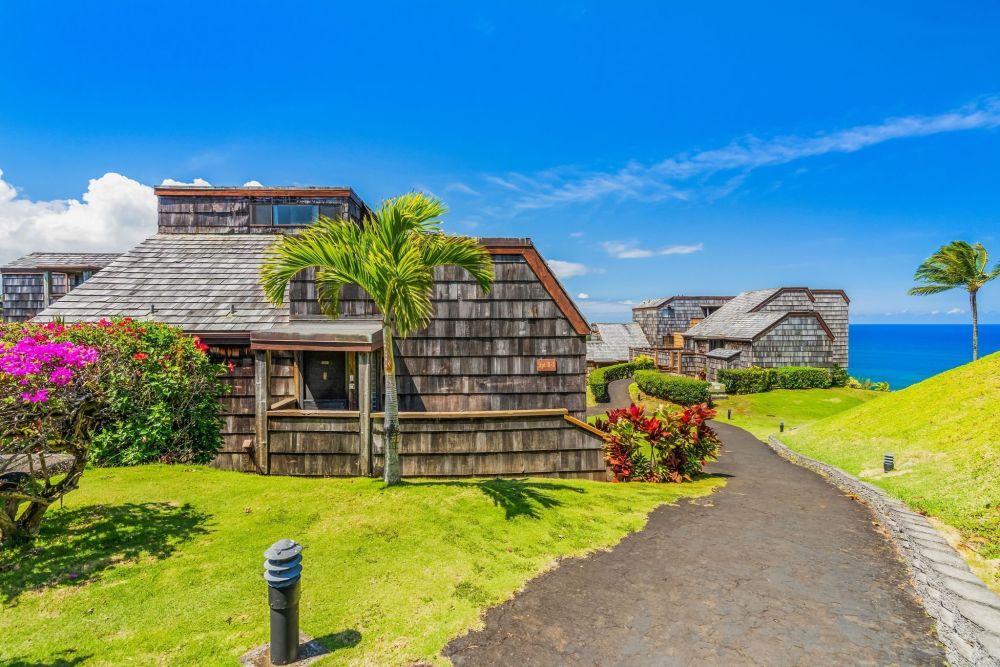 Sealodge Top Floor Ocean View Condo Princeville