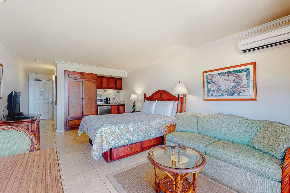 Islander on the Beach 304