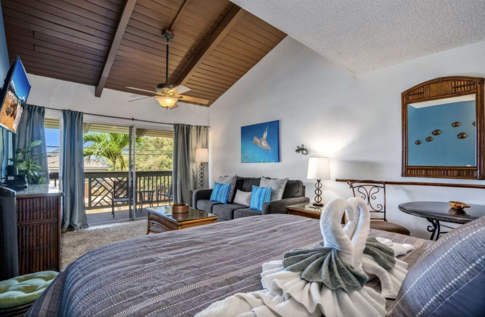 Coastal Maui Studio with Partial Ocean View