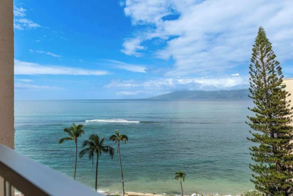 Royal Kahana 804 
