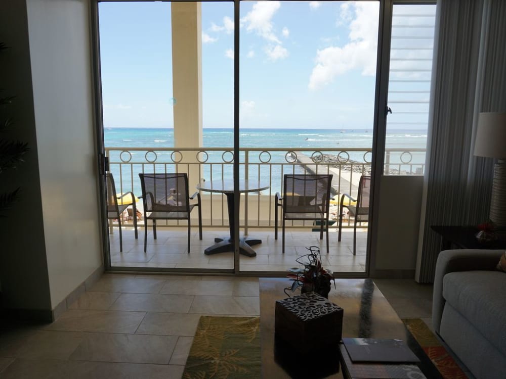 Waikiki Shores Condo Rental