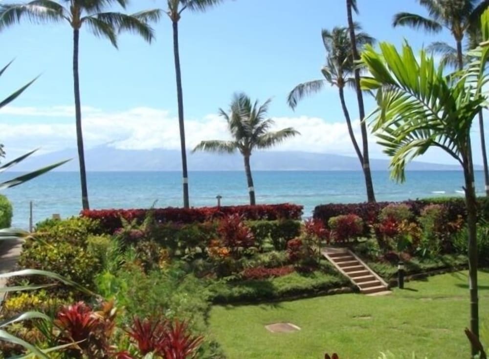 Paki Maui Resort