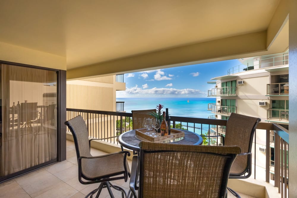 Waikiki Beach Tower 1404