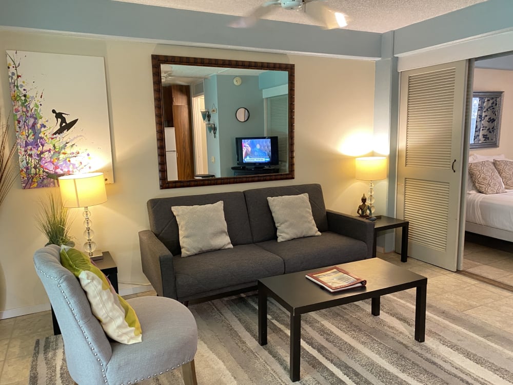 Hawaiian King Modern #112