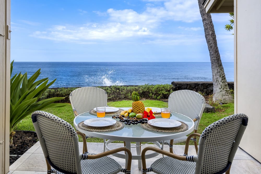 Kona Surf and Racquet Club Townhouse #188