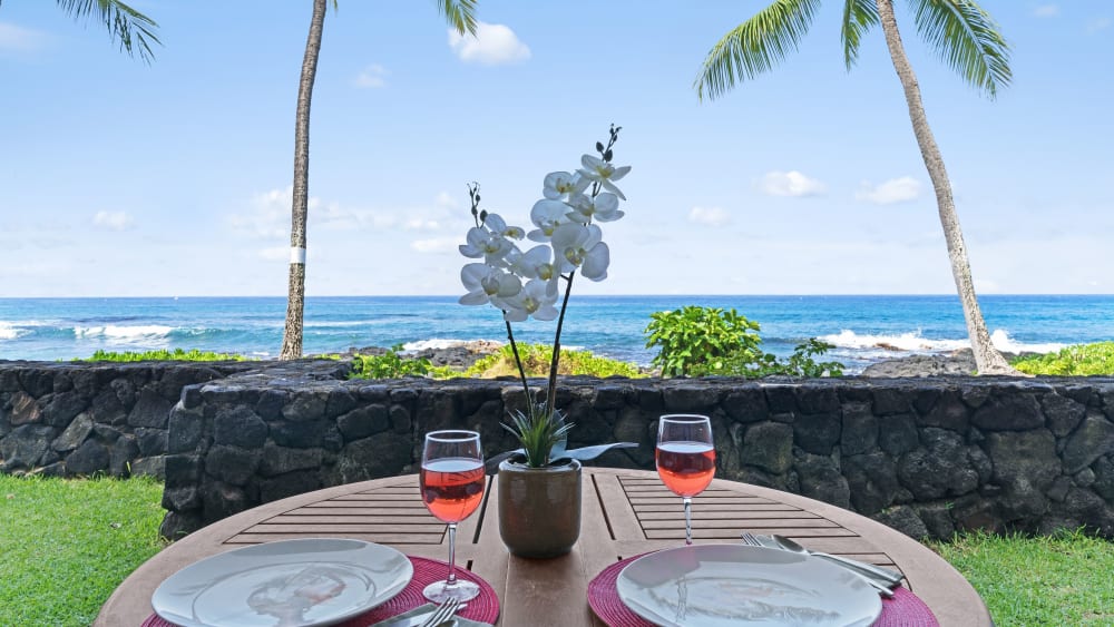 Ocean Front Kona Reef Condo