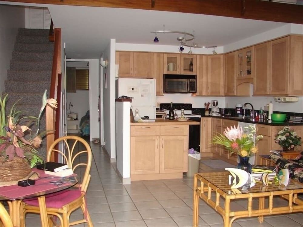 Luana Kai Oceanfront Condo