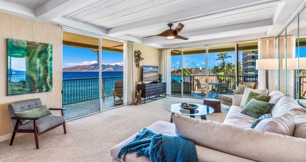 Whaler on Kaanapali Beach 552