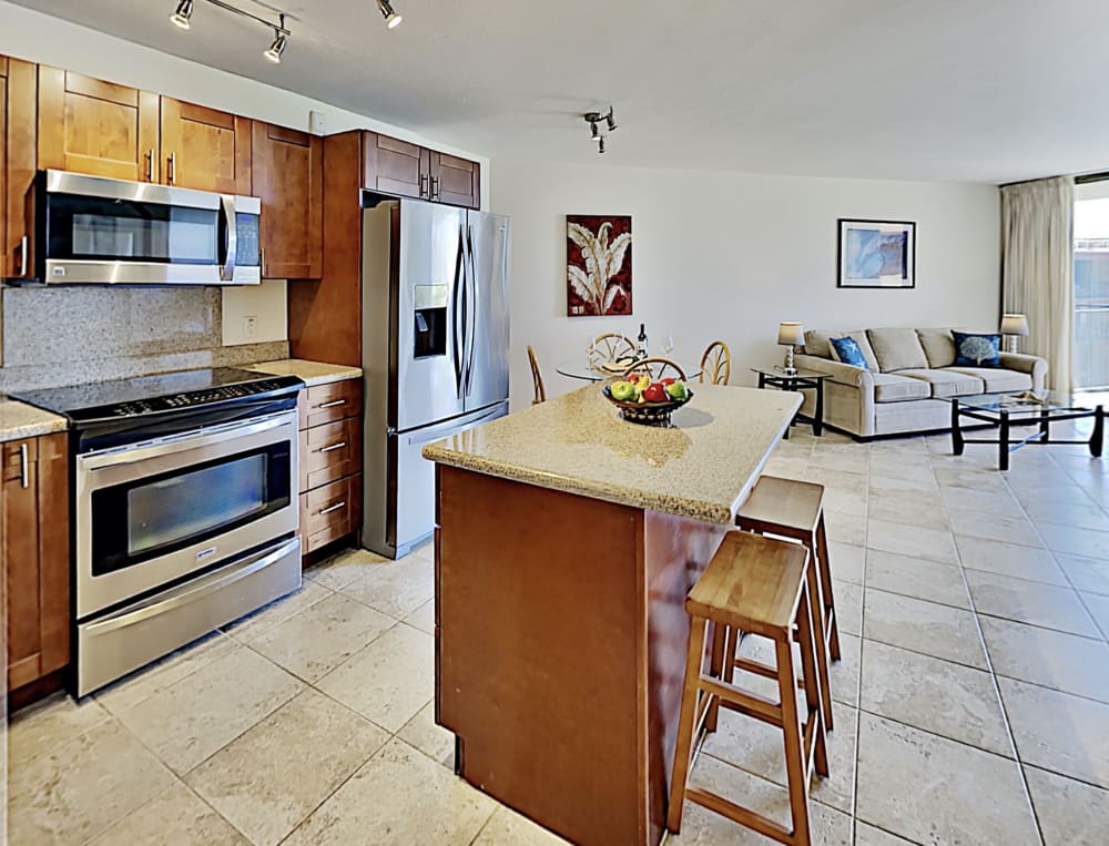 Kauhale Makai Renovated Condo