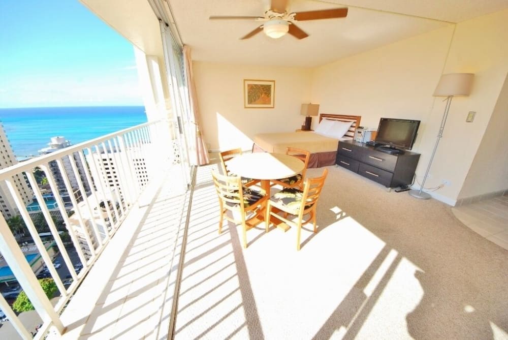 Pacific Monarch #2608