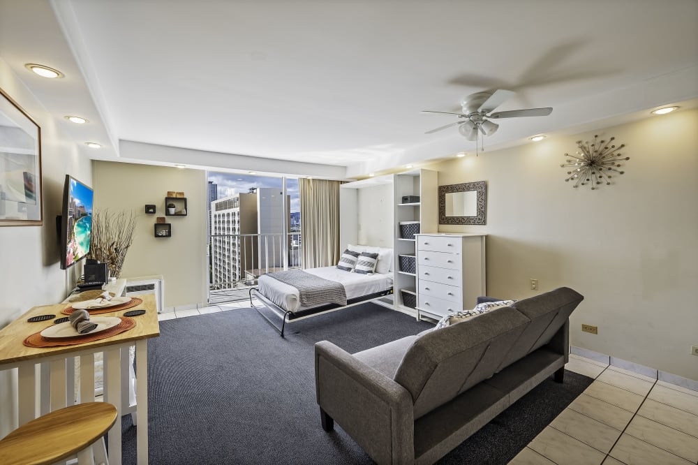 Marine Surf 16th Floor