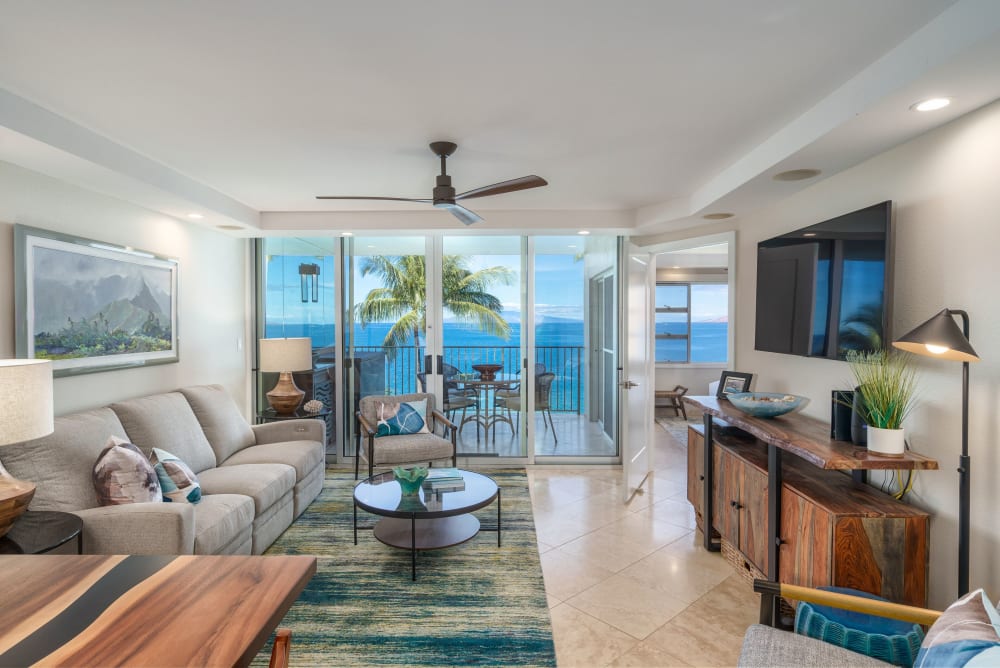 Royal Mauian, Unit 614