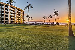 Kihei Surfside 106 - Oceanfront One Bedroom