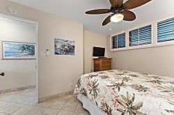 Kihei Surfside 106 - Oceanfront One Bedroom