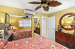 Maalaea Oceanfront Condo