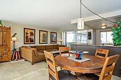 Diamond Head Beach Hotel 801