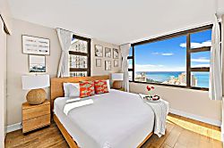 Waikiki Banyan 3014 T2