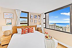 Waikiki Banyan 3014 T2