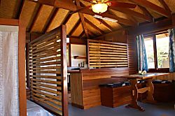 Garden house hideaway - 1 bedroom, bed sheets