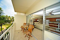Waikiki Banyan for 2
