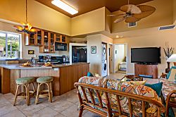 Kahaluu Beach Villas 2-304