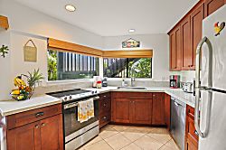 Hau'oli Ohana Hale