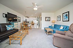 Maui Kamaole Resort Condo with Garden View