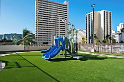 Waikiki Banyan 2414 T2
