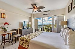 Waikiki Shore #704