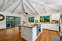 Anini Mauka Retreat