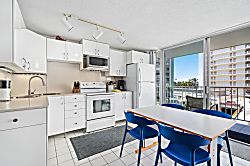 Waikiki Beach 1 Bedroom Condo