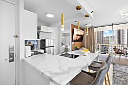 Waikiki Ocean View Condo 1801