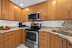 Napili Surf Resort 207