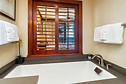 Beach Villas at Ko Olina B207