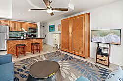 Kealia Resort Oceanfront Studio 5th Floor