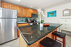 Kealia Resort Oceanfront Studio 5th Floor