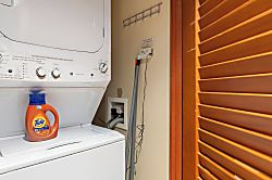 Beach Villas at Ko Olina O-1105 - An in-unit washer and dryer for convenience.