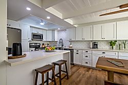 Puamana 2C Tropical Oasis