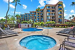 Kauhale Makai Oceanview Condo - Pool
