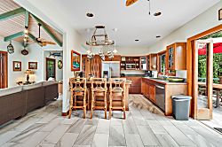 Manini Beachfront Getaway