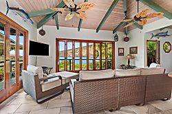 Manini Beachfront Getaway