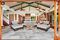 Manini Beachfront Getaway