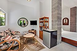 Manini Beachfront Getaway