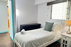 Waikiki 2 Bedroom Family Retreat
