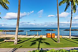 Beach Villas at Ko Olina O-521 - Cross the lawn to the water, the lagoon breakwater flattening the surf.