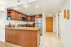 Ilikai Hotel 6th Floor  Condo