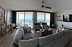 Hale Kai O'Kona - Living area