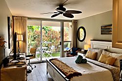 Blue Sky Escapes Studio Beachside Retreat