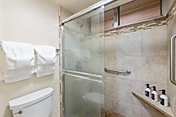 Royal Kahana 612